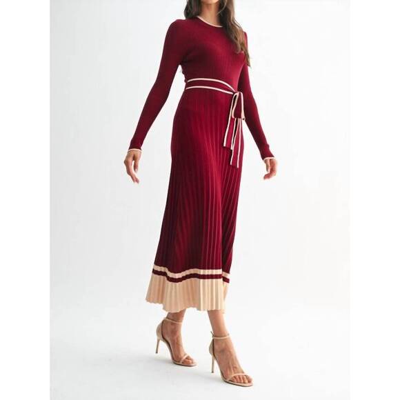 NEW CAMELLIA midi sweater dress in burgundy - Picture 3 of 8